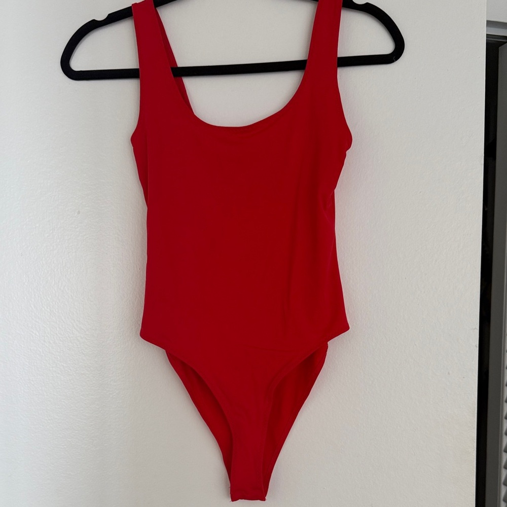 Zara red scoop-neck Bodysuit Top - Picture 3 of 4